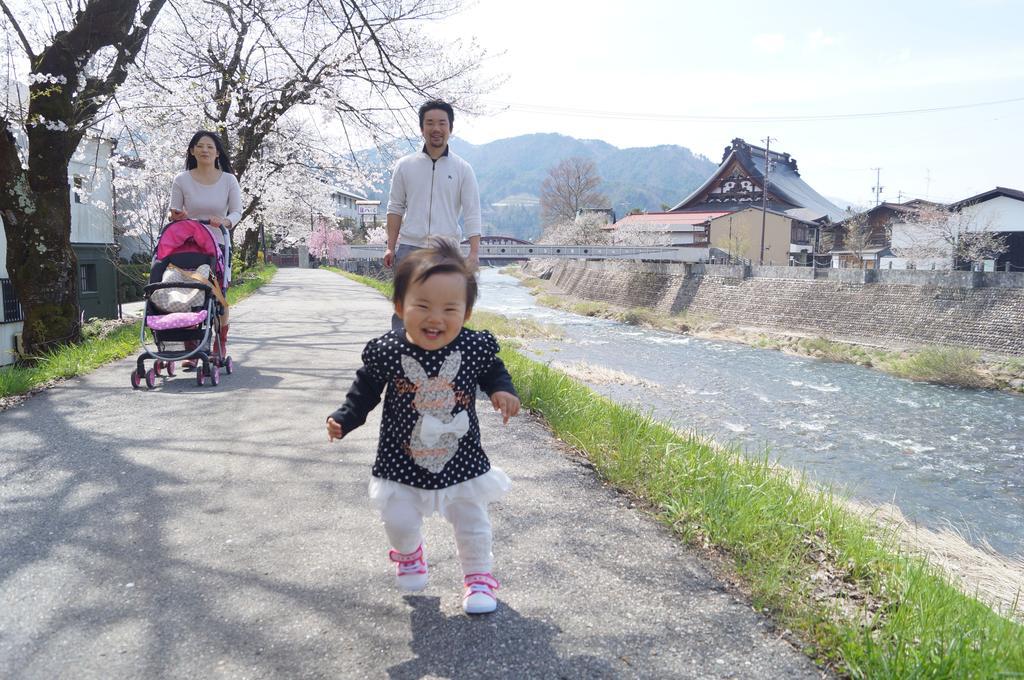 Kazeya Hotel Takayama  Buitenkant foto