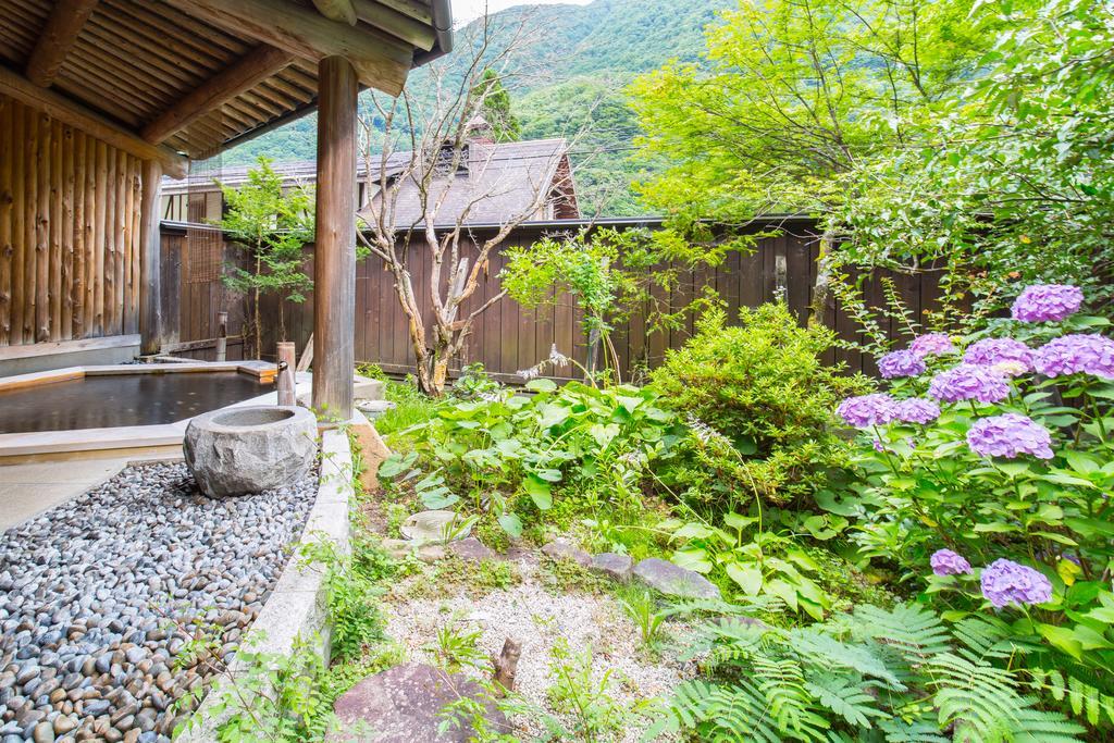 Kazeya Hotel Takayama  Buitenkant foto