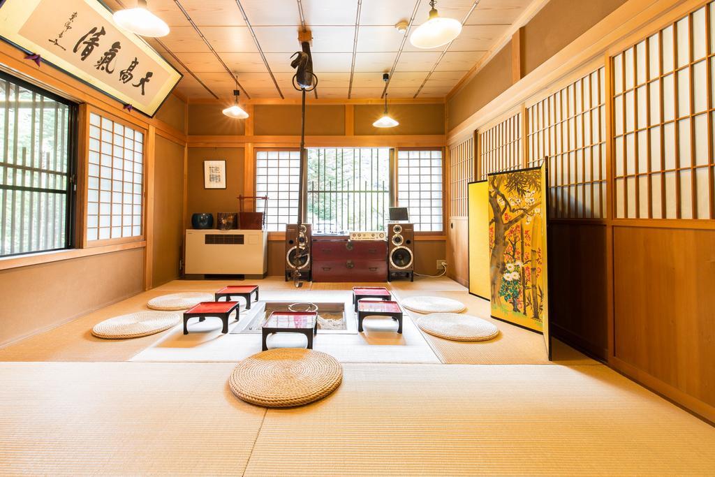 Kazeya Hotel Takayama  Buitenkant foto